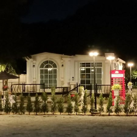 Bed and Breakfast Khaoyaitriplefive Ban Thung Sawang Exterior foto