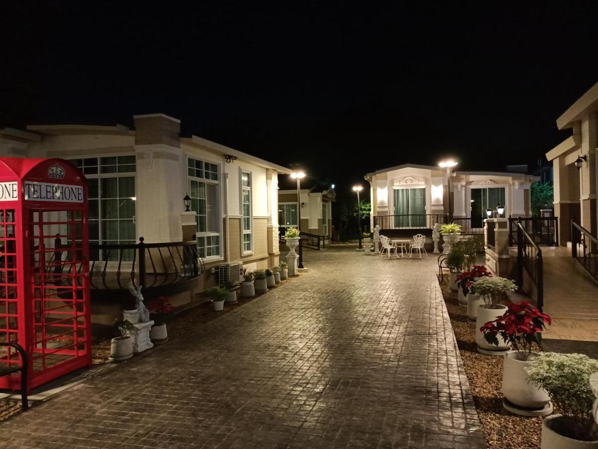Bed and Breakfast Khaoyaitriplefive Ban Thung Sawang Exterior foto