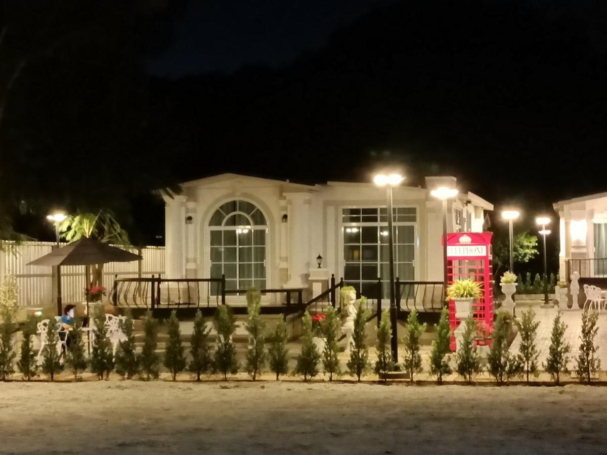 Bed and Breakfast Khaoyaitriplefive Ban Thung Sawang Exterior foto