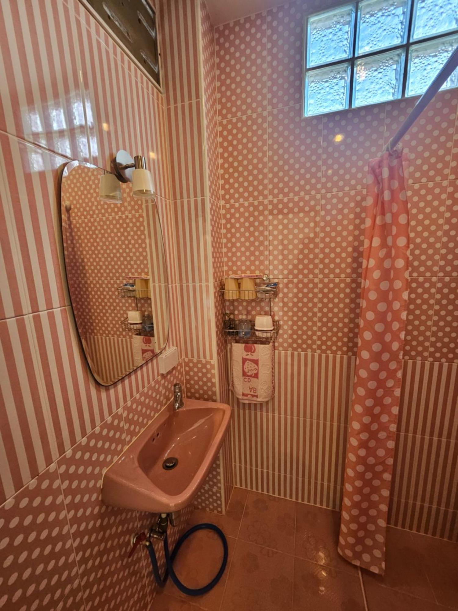 Bed and Breakfast Khaoyaitriplefive Ban Thung Sawang Exterior foto